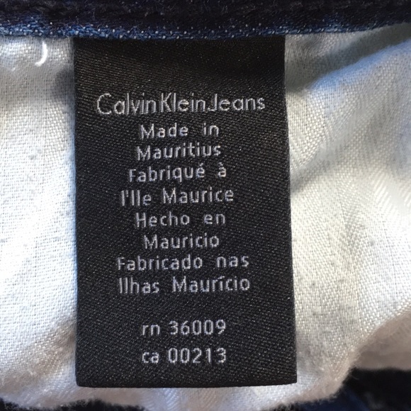 Calvin Klein High Waist Mid-Thigh Shorts - Picture 4 of 7